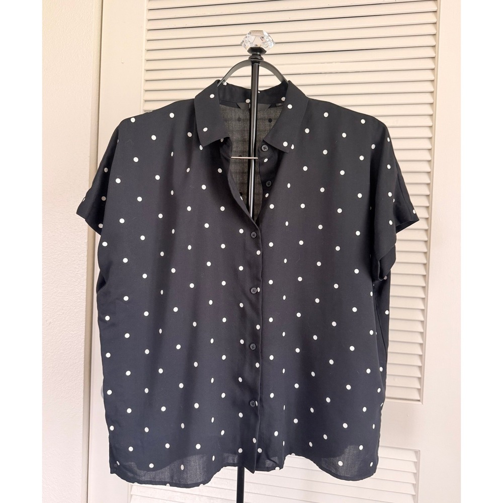 Uniqlo Rayon Short Sleeve Blouse Black White Polka Dot Button Down XS